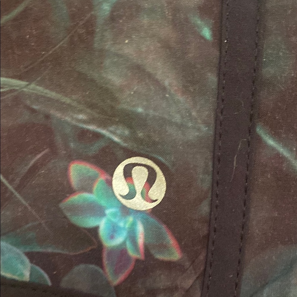 Lululemon Athletica Athletic Shorts - Picture 4 of 4